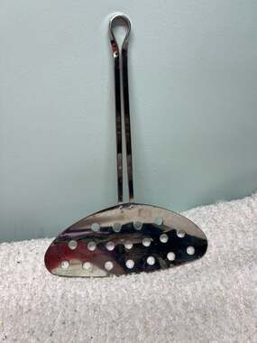 Vintage Carlo Giannini Italy 18/10 Stainless Steel Oval Slotted Skimmer Spatula